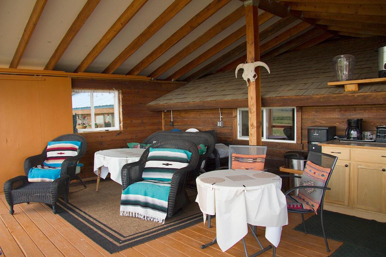 Lodgepole Gallery Browning Esterno foto